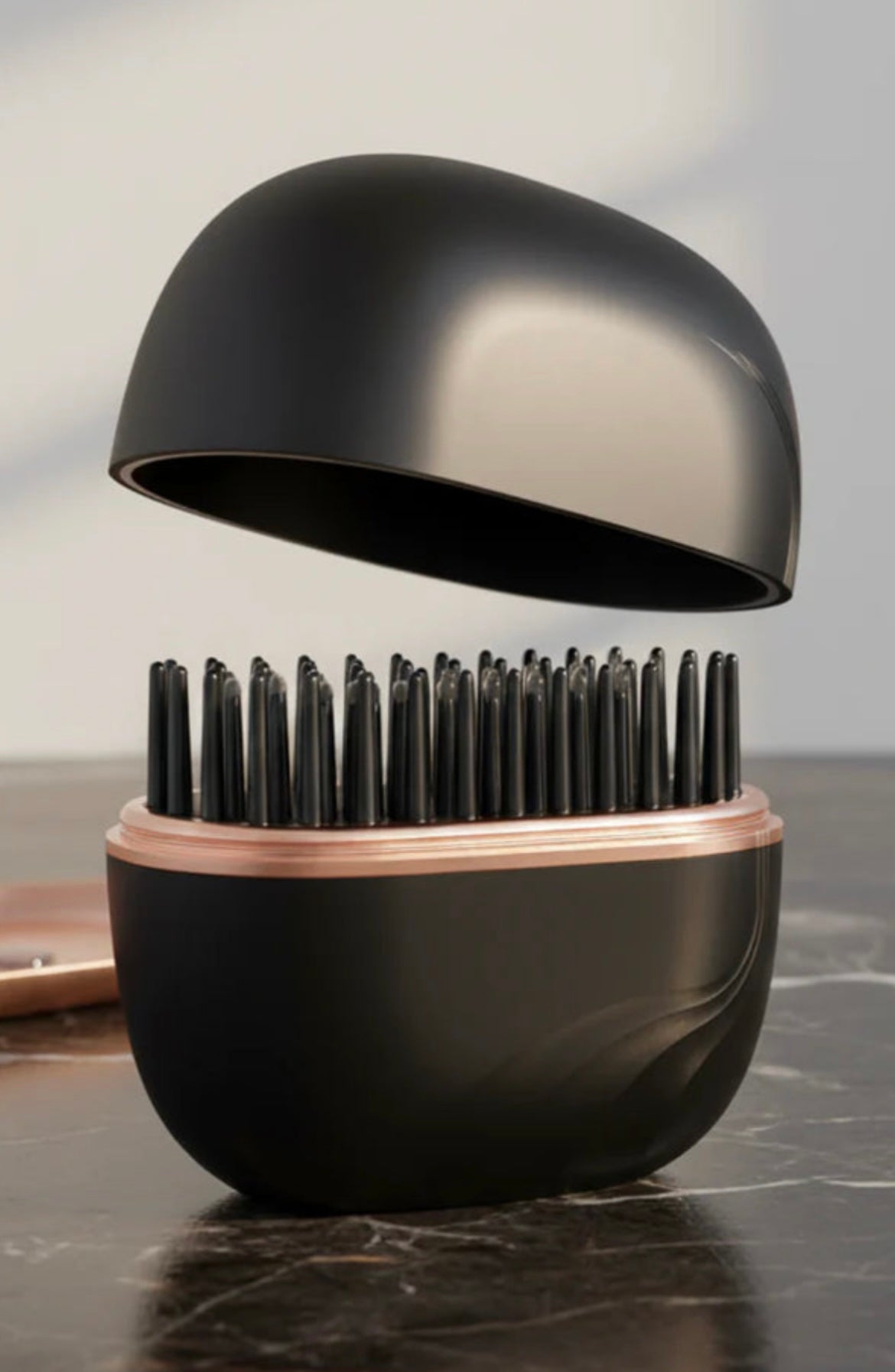 The Viral SilkSweep™ Brush